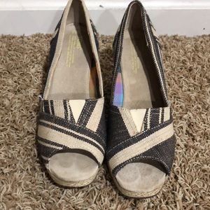 NEW TOM’s WOMEN’s 8.5W WEDGE SANDALS